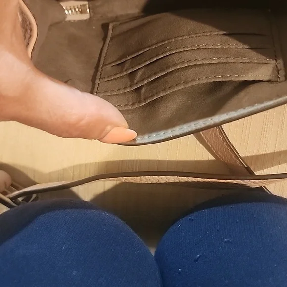 Vince Camuto Pink Crossbody/Shoulder Bag with Flap Design and adjustable Strap - Picture 9 of 15